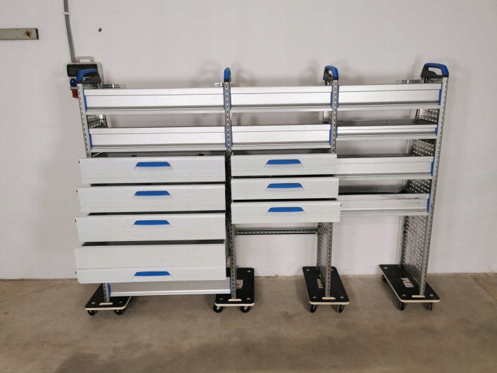CARROSSERIE DE SERVICE ATELIER CRAFTER SPRINTER TRANSIT MAN TGE IVECO