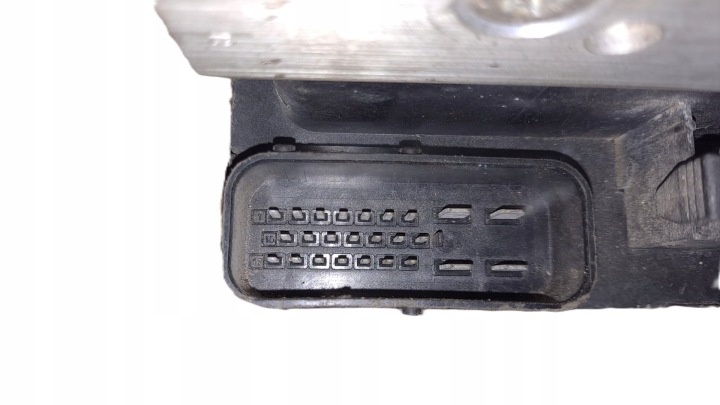 POMPE ABS 4451002010 TOYOTA COROLLA E11
