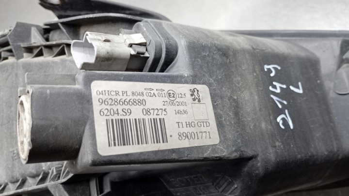 PROJECTEUR GAUCHE AVANT PEUGEOT 206 1.4B 02R 9628666880