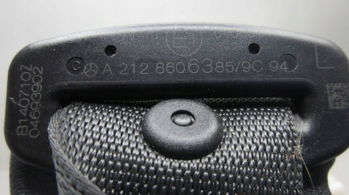MERCEDES-BENZ E W212 CEINTURES DE SÉCURITÉ ENSEMBLE A2128607585 A2128605985