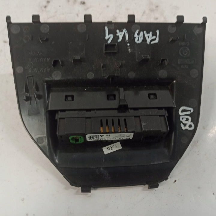 SKODA FABIA IV PRISE TRANSMISSION USB PROTECTION EUROPE 6VB857367B