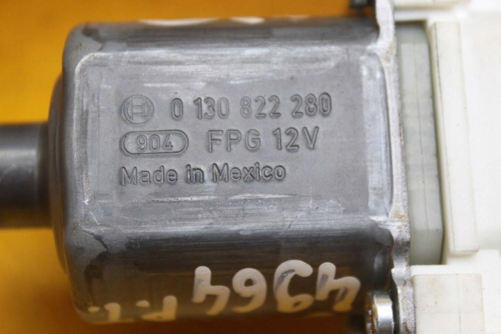 PETIT MOTEUR CONTRÔLEUR VITRES DROIT ARRIÈRE MERCEDES W164 A2518200208 0130822280