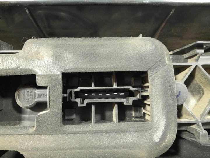 MERCEDES SPRINTER II W906 LIFT 13- PHARE ARRIÈRE DROITE EXTÉRIEUR A9068202200