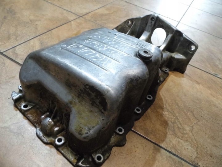 OPEL AGILA A MERIVA ASTRA G 1.2B 02' CUVETTE CARTER HUILEUX 9128621