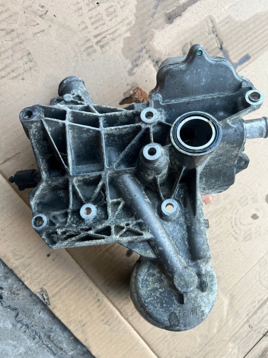 CHÂSSIS FILTRE HUILES SUPPORT AUDI A8 D3 6.0 W12 BHT 07D115911J