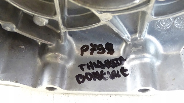 P799 TRIUMPH THRUXTON BONNEVILLE COUVERCLES COUVERCLE PROTECTION MOTEUR