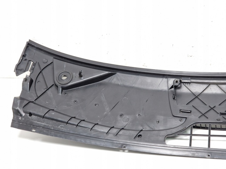 VITO VIANO W639 DOUBLURE DE PASSAGE DE ROUE PLASTIQUE A6398840074 1CZ