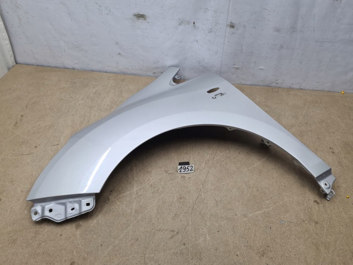 TOYOTA VERSO 09-13R AVANT LIFT AILE GAUCHE AVANT AVANT