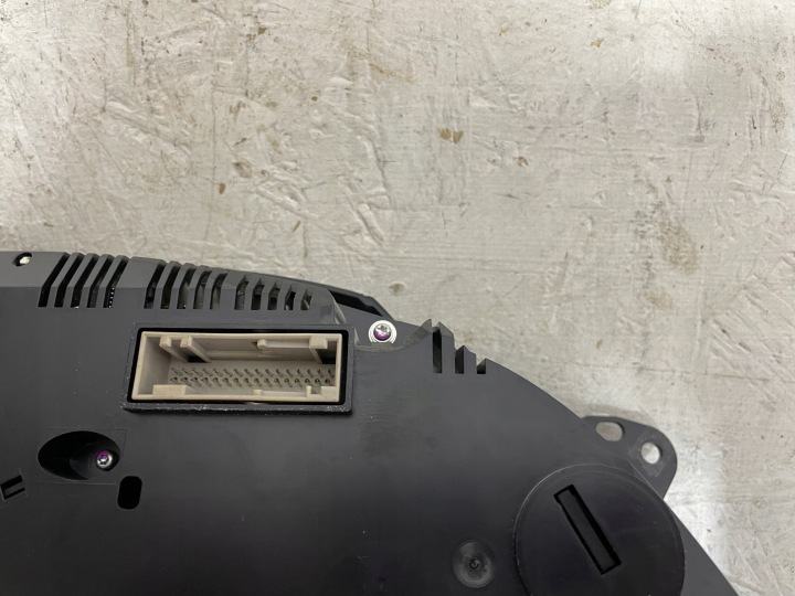 AUDI A4 B8 COMPTEUR 8K0920930C