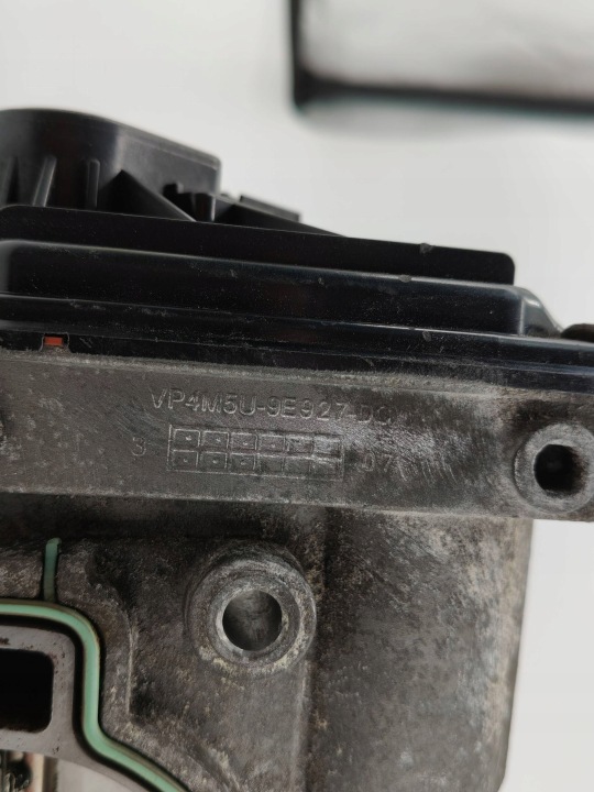 PAPILLON DES GAZ FORD VOLVO VP4M5U9E927DC VP4F9U9E928AB