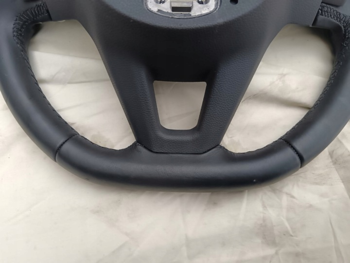 VOLANT AVEC CHAUFFAGE VW TIGUAN II GOLF VIII CUIR PALETTES 5H0419089FK TARNOW