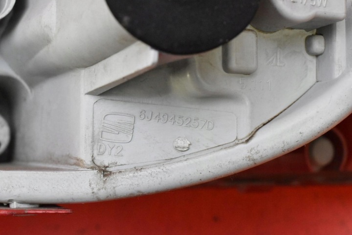 PHARE GAUCHE ARRIÈRE ARRIÈRE 6J4945095H SEAT IBIZA 4 IV 6J 5D HAYON 08-12