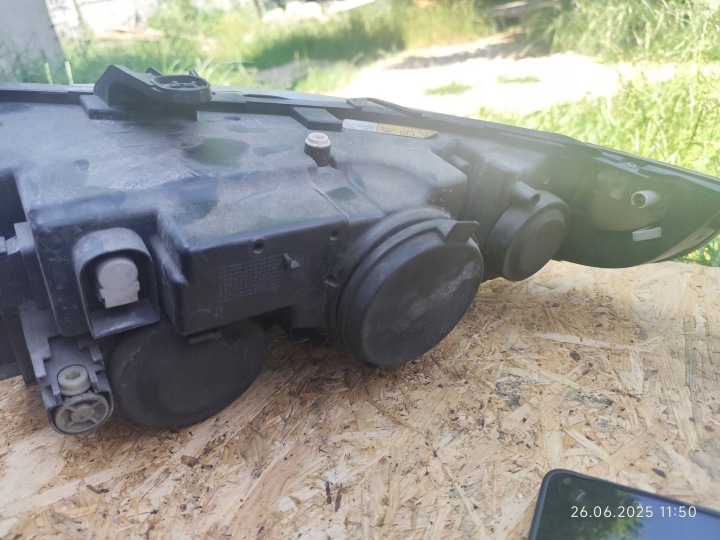 PROJECTEUR SAAB 9-5 XÉNON