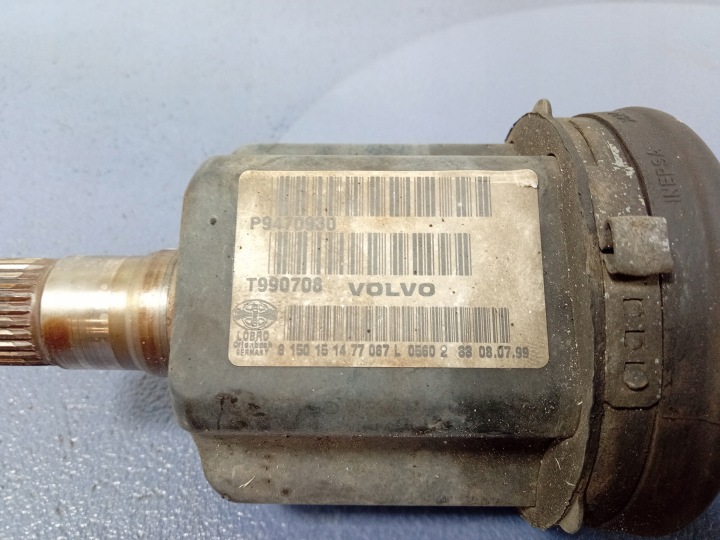 VOLVO S80 2.4 B DEMI-ARBRE GAUCHE AVANT AUTOMATE 9470930
