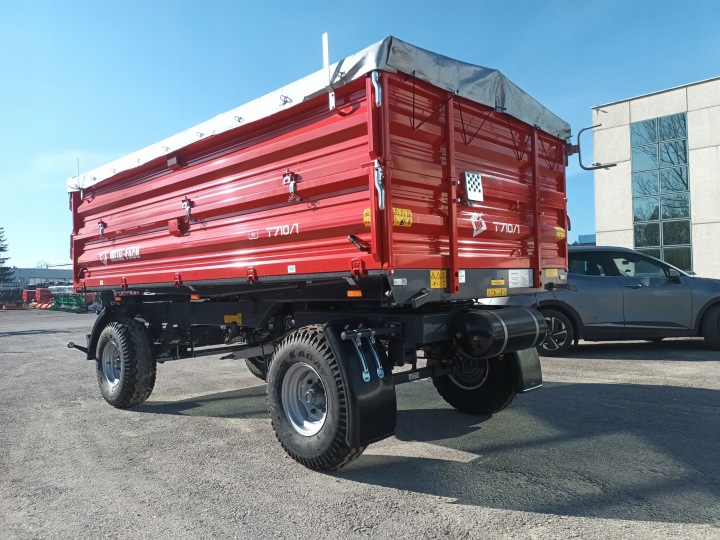 REMORQUE ROLNICZA DWUOSIOWA MÉTAL FACH T710/1 6 TON