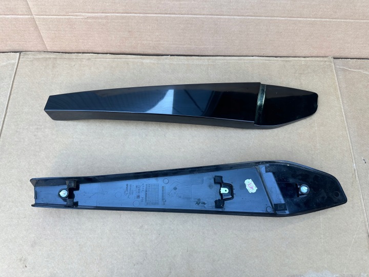 OPEL MERIVA B MOULURE PROTECTION REVÊTEMENT MONTANTS DROITE
