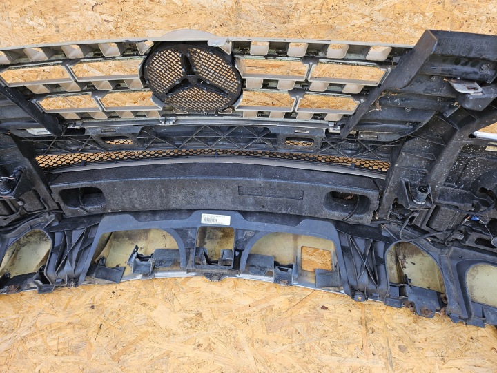 PARE-CHOCS AVANT AMG MERCEDES W164 ML 775