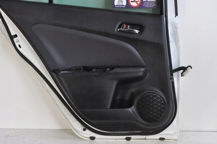 TOYOTA PRIUS IV PORTES GAUCHE ARRIÈRE ARRIÈRE