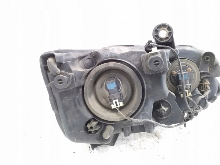 2011 CHRYSLER TOWN COUNTRY V PROJECTEUR