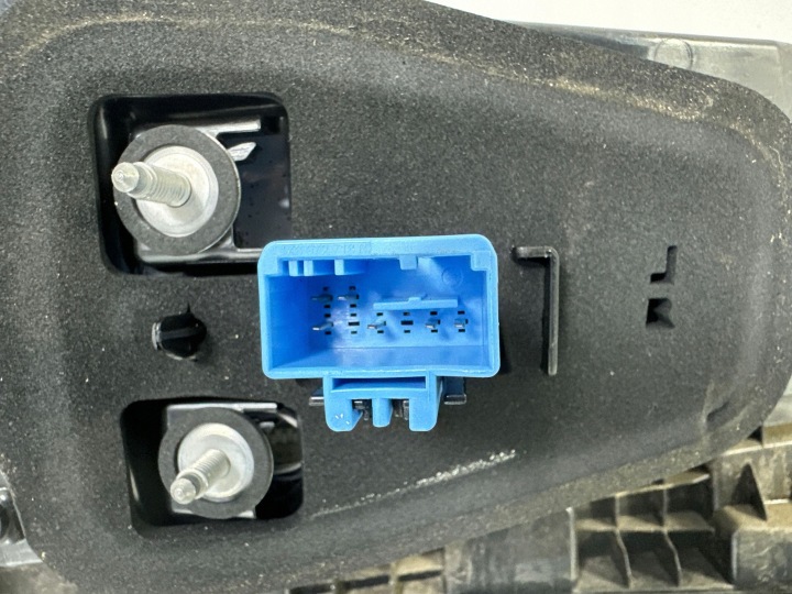 VW TOUAREG (CR7) ARRIÈRE LANTERNE 760945307D