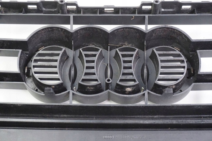 GRILLE CALANDRE AUDI A4 B8 LIFT 8K0853651E