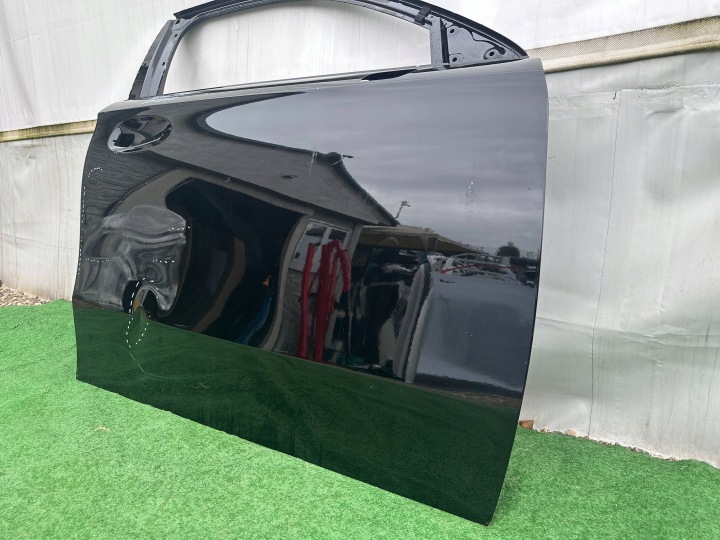 MERCEDES A-KLASA W177 A1777228600 PORTES AVANT DROIT DROIT AVANT ORIGINE