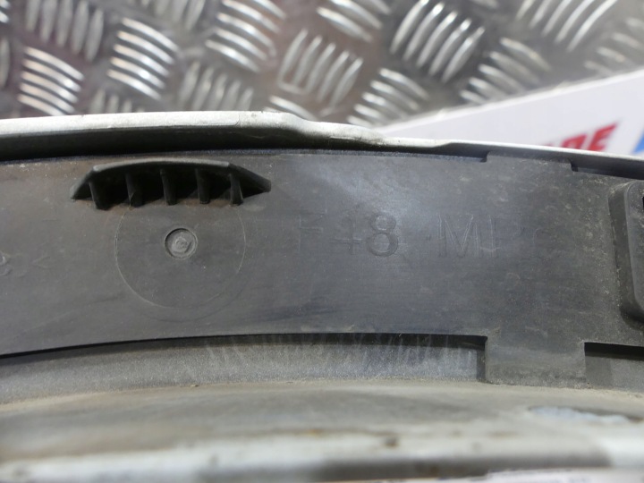 BMW X1 F48 MOULURE PASSAGE DE ROUE ARRIÈRE DROITE MODULE 8059874