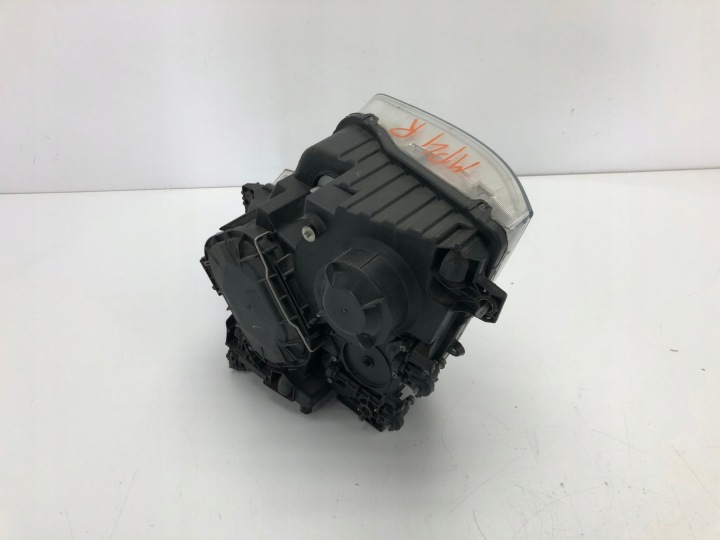 MERCEDES ACTROS MP4 PHARE PROJECTEUR DROIT DROITE CÔTÉ A9608200339
