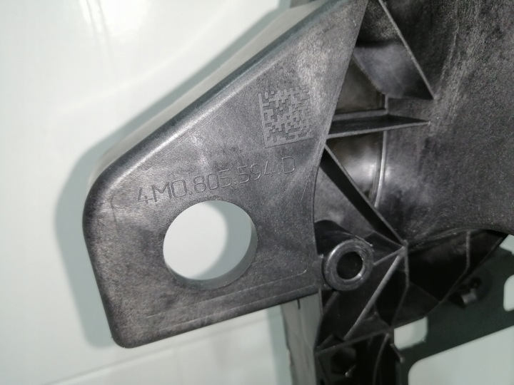 PANNEAU AVANT AVANT RENFORCEMENT AUDI Q7 Q8 4M 4M0 NEUF