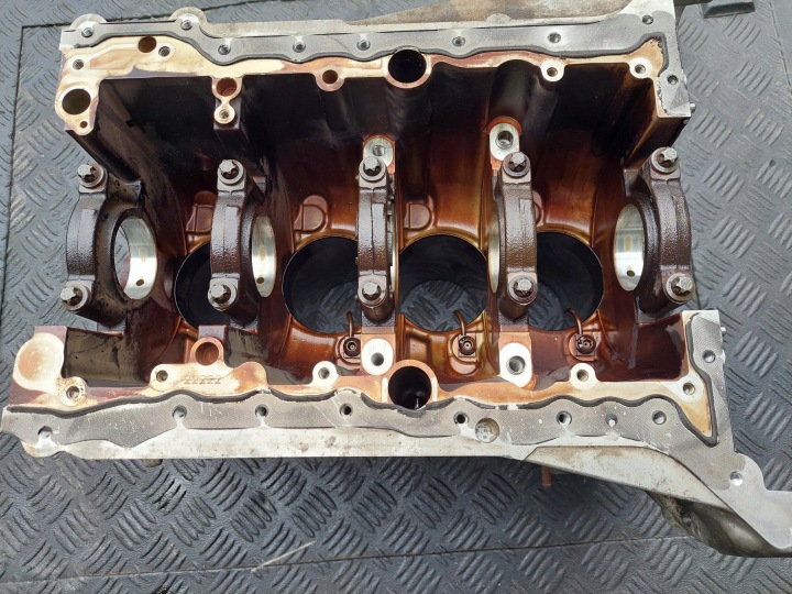 BLOC MOTEUR R2740109902 274920 MERCEDES C 350 W205 S205 2.0 CGI HYBRID