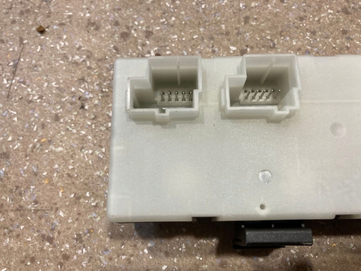 MODULE COUVERCLES DE COFFRE COUVERCLES DE COFFRE BMW M5 F90 8739634