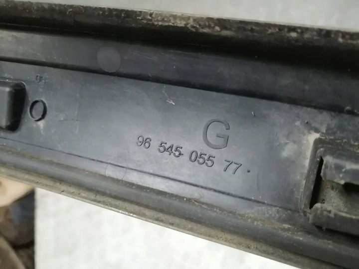 CITROEN C4 PICASSO I MOULURE PARE-BRISE GAUCHE