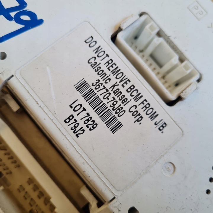 FIAT SEDICI SUZUKI SX4 4X4 BOÎTE FUSIBLES MODULE FUSIBLE 36770-79J60