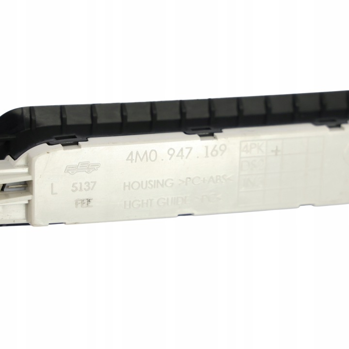 AMPOULE LED COUVERCLES DE COFFRE AUDI OE 4M0947169