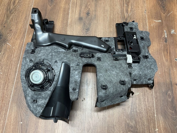 PROTECTION PLASTIQUE COCKPIT MERCEDES E W213 2136802906 A2058201002