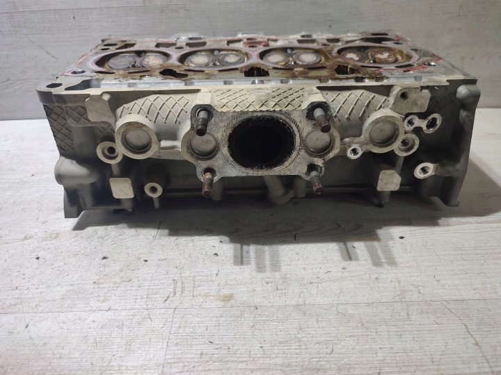 VOLKSWAGEN TOURAN III 2020 CULASSE MOTEUR
