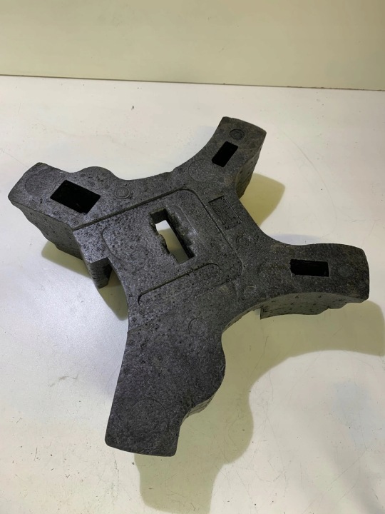 INSERT ROUES CRIC FORD KUGA MK1 POLYSTYRÈNE