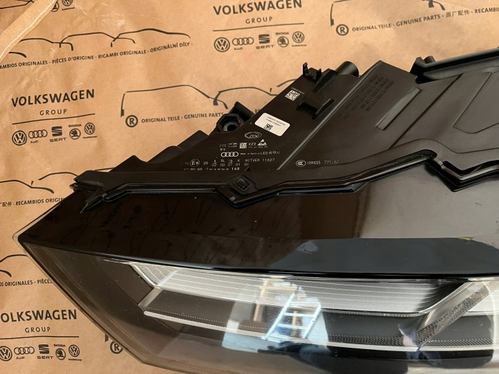 AUDI Q7 4M PHARE GAUCHE AVANT ORIGINAL LED MATRIX EUROPE 4M0941035 2018 R