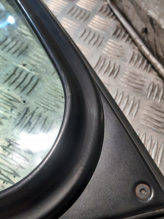 CHÂSSIS PORTES DROIT AVANT AUDI A6 C5 4B0837754D