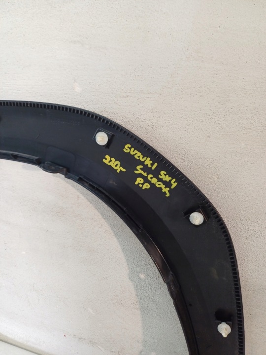 MOULURE GARDE-BOUE DROIT AVANT AVANT DROITE SUZUKI SX4 S-CROSS II 2 21-