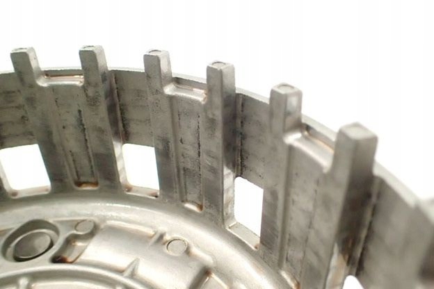 YAMAHA YZF R1 RN12 (04-06) EMBRAYAGE CORBEILLE CADRAN