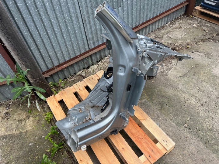 AUDI A8 D4 QUART SEUIL LONGERON POTEAU DROIT AVANT TABLIER