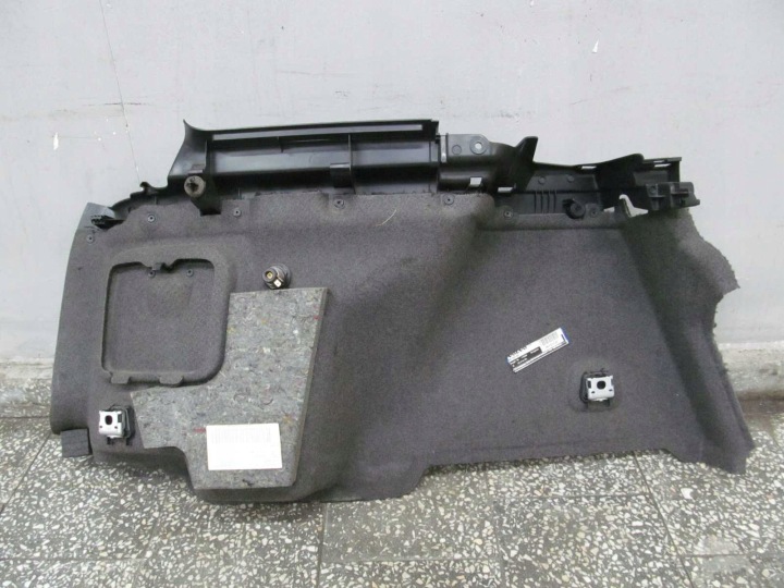VOLVO V50 04-12 COLLECTEUR REVÊTEMENT COUVERCLES DE COFFRE ARRIÈRE DROIT 36153120