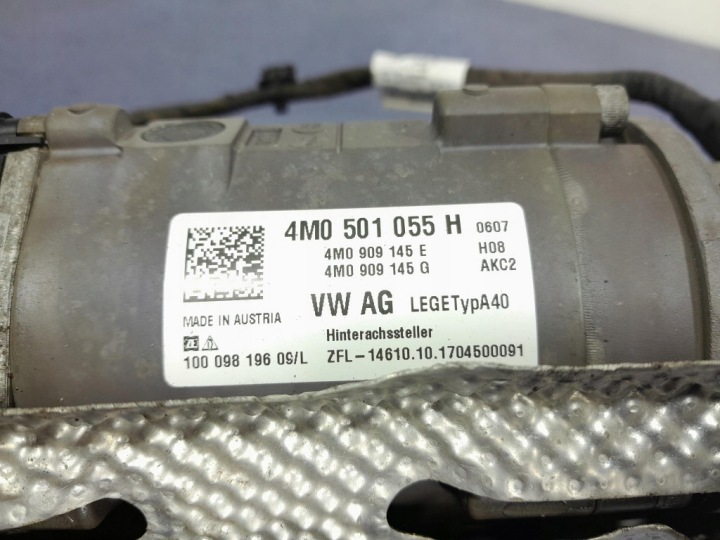 AUDI Q7 II 4M ACTUATEUR HSR DIRECTIONNELLE ARRIÈRE AXE 4M0501055H