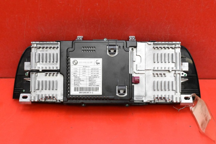 MONITEUR RADIO NAVIGATION 9266381-01 BMW F10 F11 09-13
