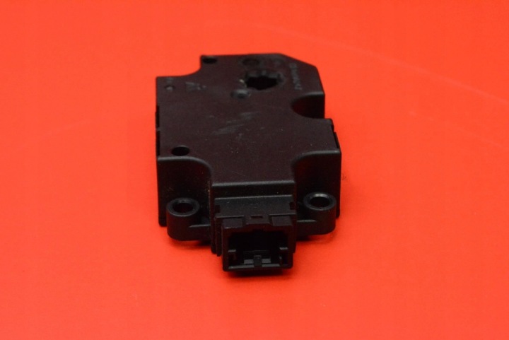 PETIT MOTEUR RÉCHAUFFEURS CZ113930-0857 AUDI A6 C7 2.0 TDI 190 KM LIFT 14-20