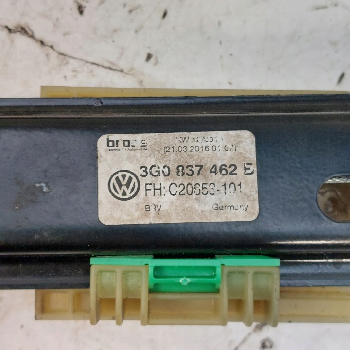 VOLKSWAGEN PASSAT B8 ÉLÉVATEUR VITRES DROIT AVANT PETIT MOTEUR CONTRÔLEUR