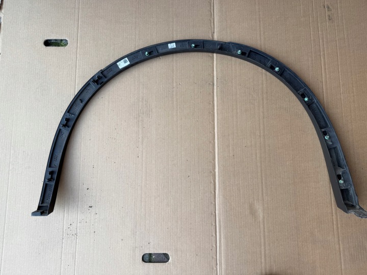 VW TOUAREG III 760 DROITE MOULURE GARDE-BOUE ARRIÈRE 760853817C
