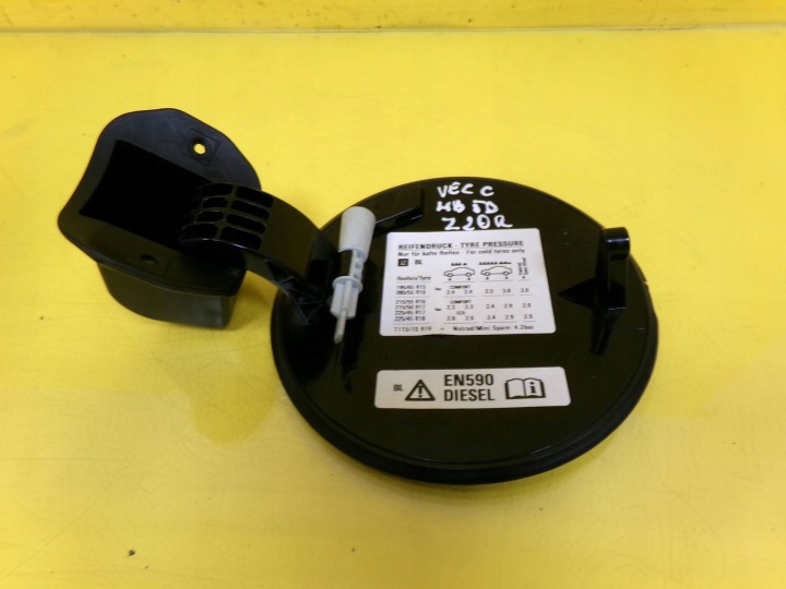CLAPET GOULOTTE DE REMPLISSAGE CARBURANTS OPEL VECTRA C HAYON 5D CODE LAK: Z20R 341869019 NR125