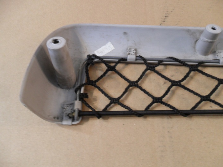 POCHE GRILLE GAUCHE PEUGEOT PARTENAIRE I 9634643277